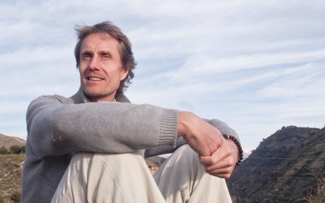 Descubre el Enfoque Integrativo del Dr. Andrés Selander en Ayurveda y Medicina Holística